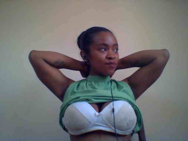 silviaLaBombe webcam