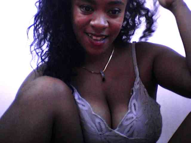 silviaLaBombe webcam