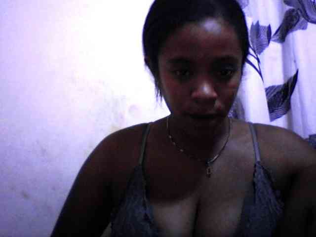 silviaLaBombe webcam