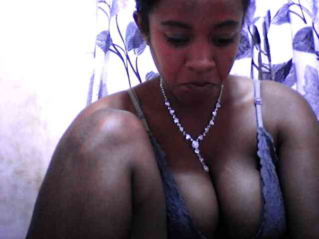 silviaLaBombe Live Webcam on BongaCams