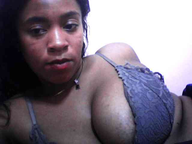 silviaLaBombe webcam