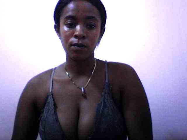 silviaLaBombe webcam