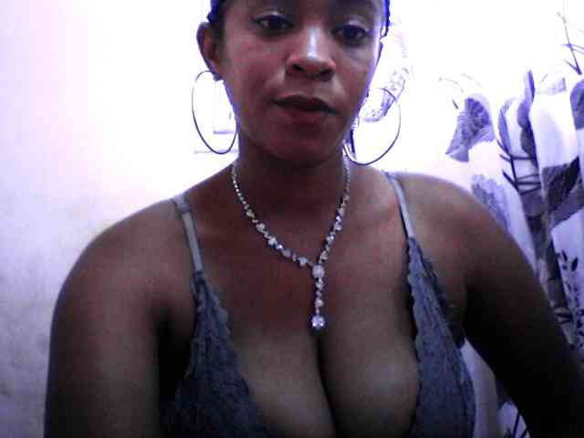 silviaLaBombe webcam