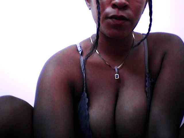 silviaLaBombe webcam