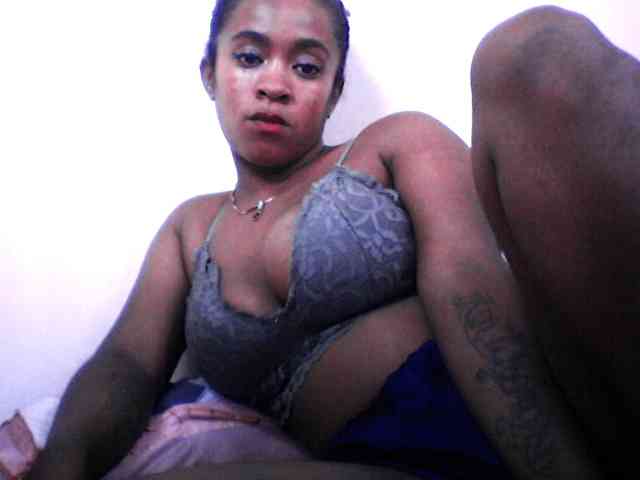 silviaLaBombe webcam