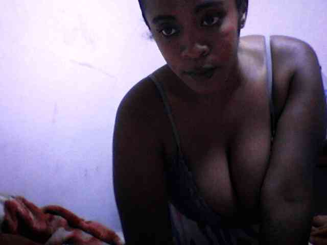 silviaLaBombe webcam
