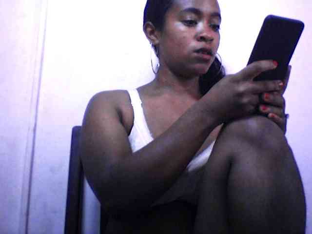 silviaLaBombe silviaLaBombe