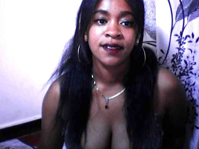 silviaLaBombe webcam