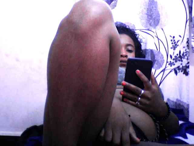 silviaLaBombe webcam