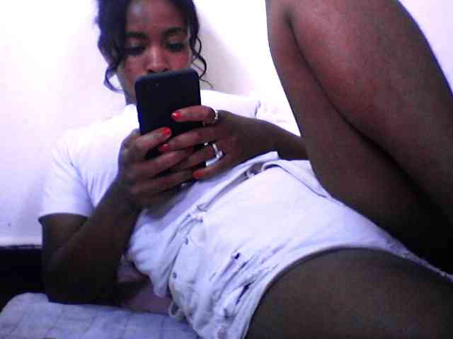 silviaLaBombe silviaLaBombe