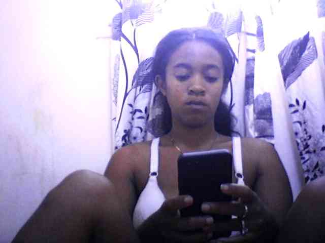 silviaLaBombe webcam