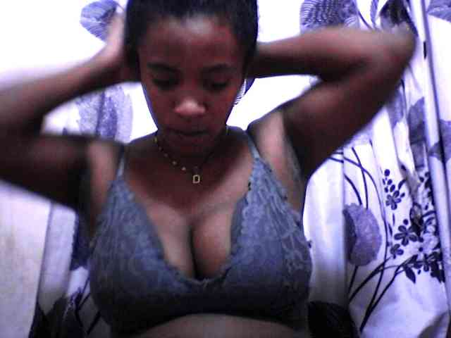 silviaLaBombe webcam