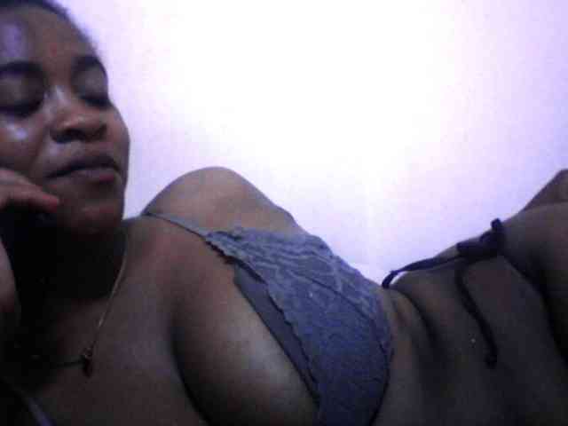 silviaLaBombe webcam