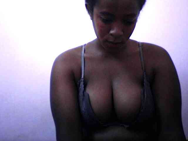 silviaLaBombe webcam