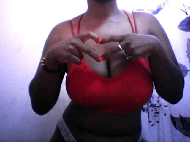 silviaLaBombe webcam