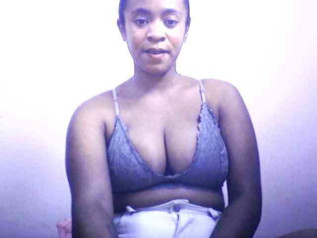 silviaLaBombe webcam