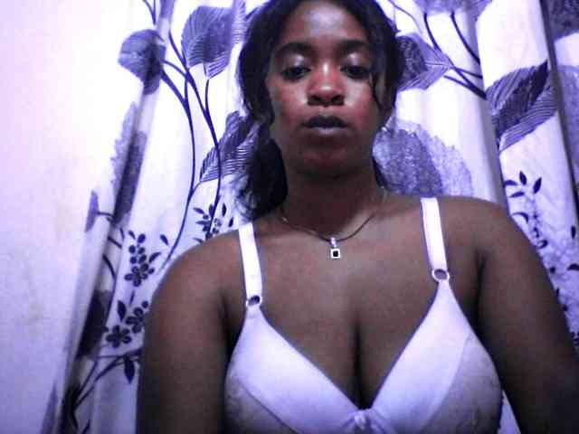 silviaLaBombe webcam