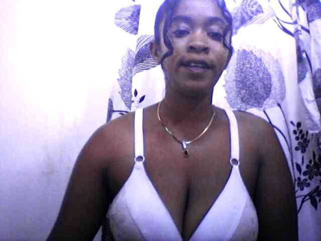 silviaLaBombe webcam