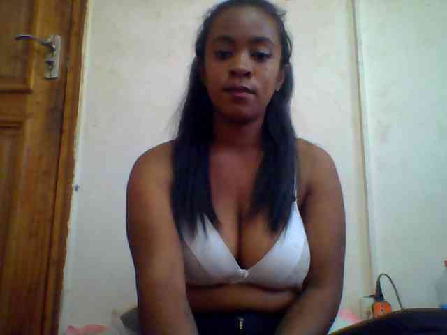 silviaLaBombe webcam