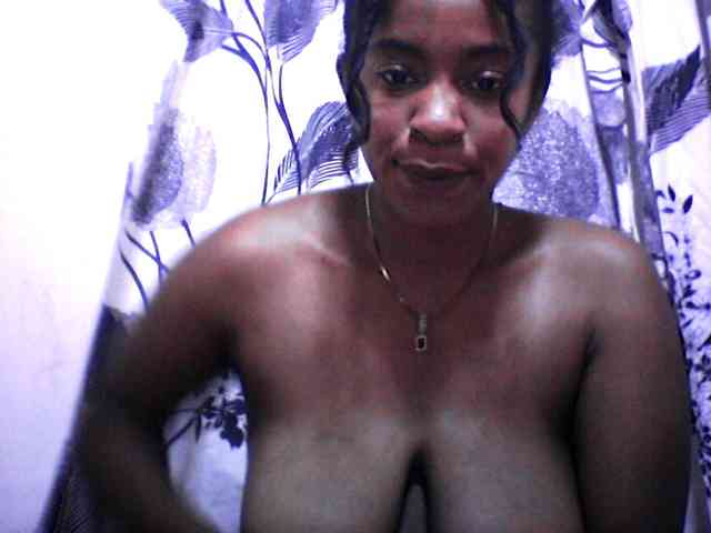 silviaLaBombe webcam