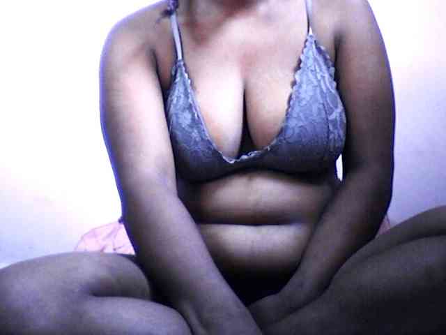 silviaLaBombe webcam