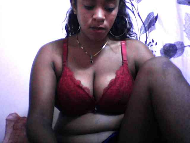 silviaLaBombe webcam