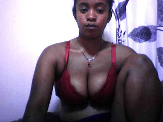 silviaLaBombe webcam