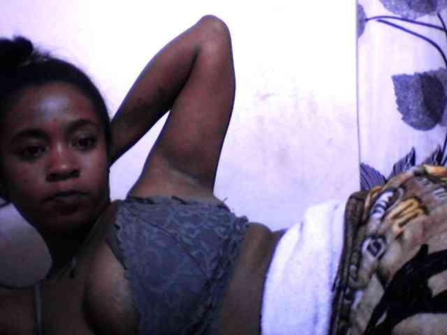 silviaLaBombe webcam