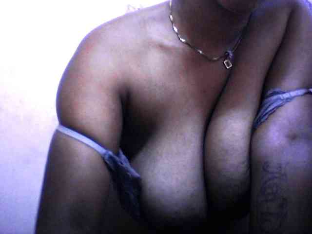 silviaLaBombe webcam