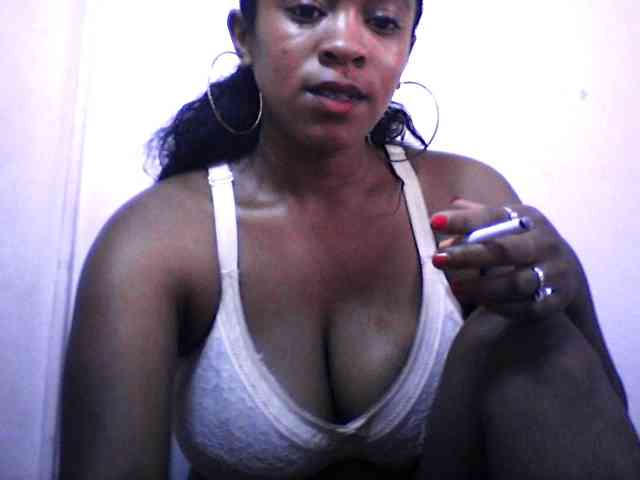 silviaLaBombe silviaLaBombe