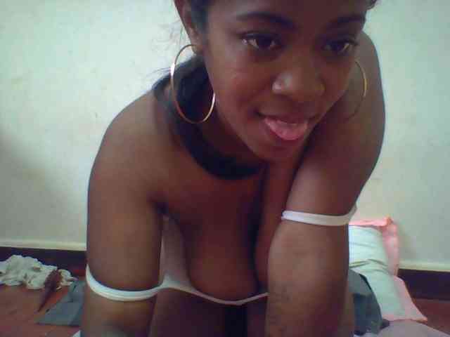 silviaLaBombe webcam