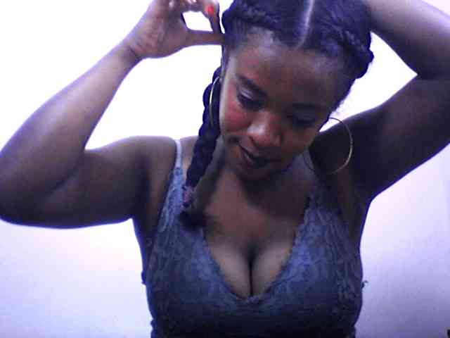 silviaLaBombe silviaLaBombe