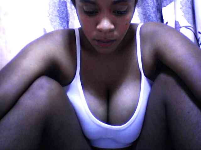 silviaLaBombe Live Webcam on BongaCams