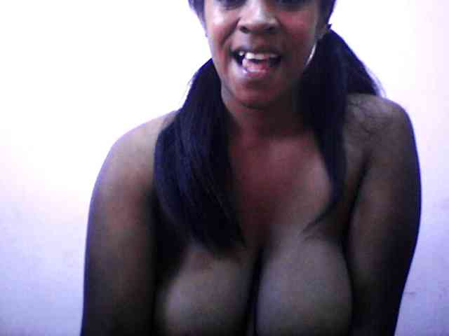 silviaLaBombe webcam