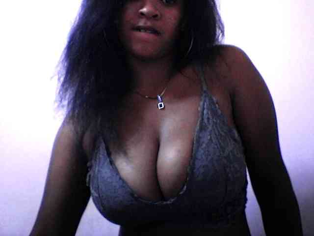 silviaLaBombe webcam