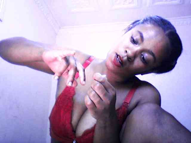 silviaLaBombe webcam