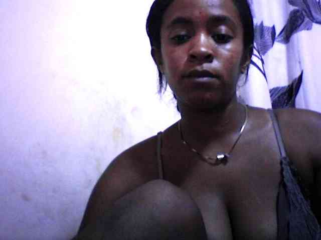 silviaLaBombe webcam