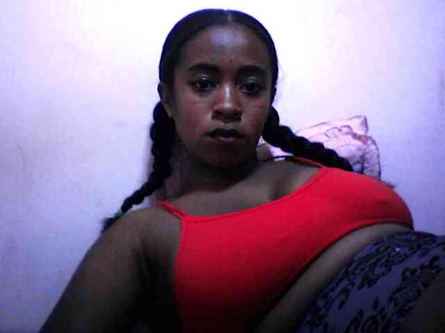 silviaLaBombe webcam