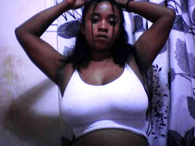 silviaLaBombe Live Webcam on BongaCams