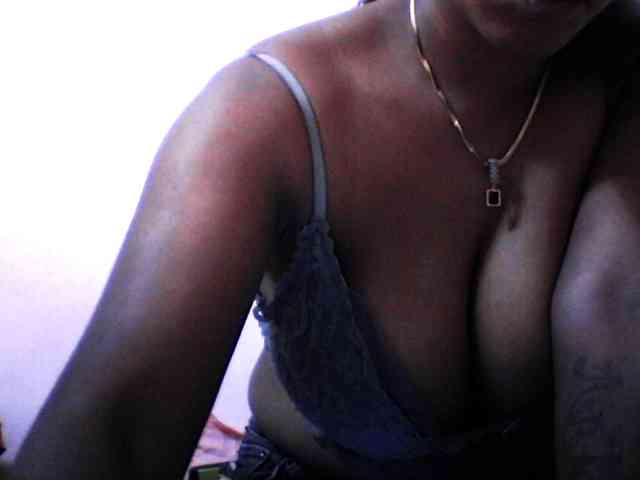 silviaLaBombe webcam