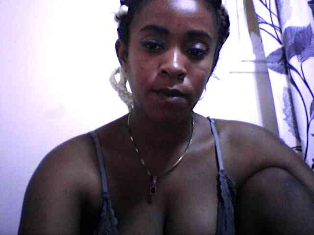 silviaLaBombe webcam