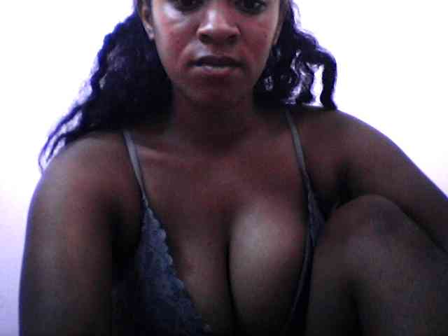 silviaLaBombe webcam