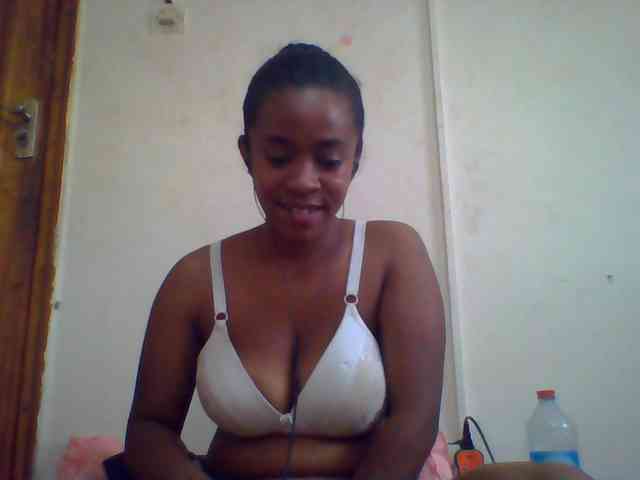 silviaLaBombe webcam