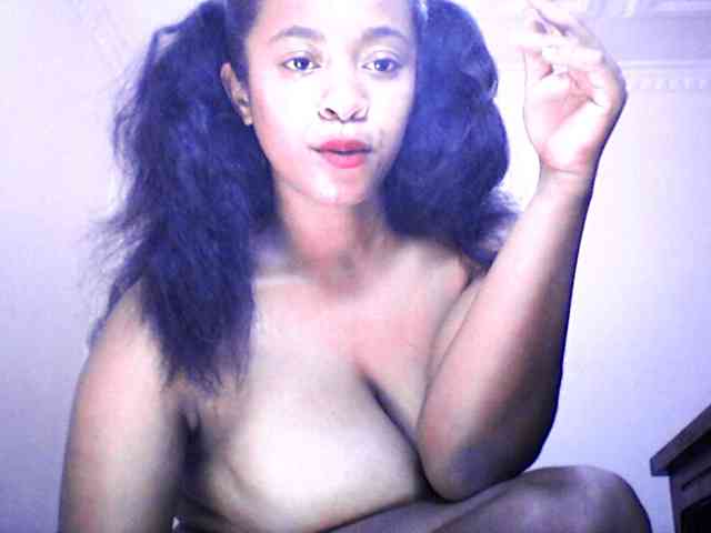 silviaLaBombe webcam