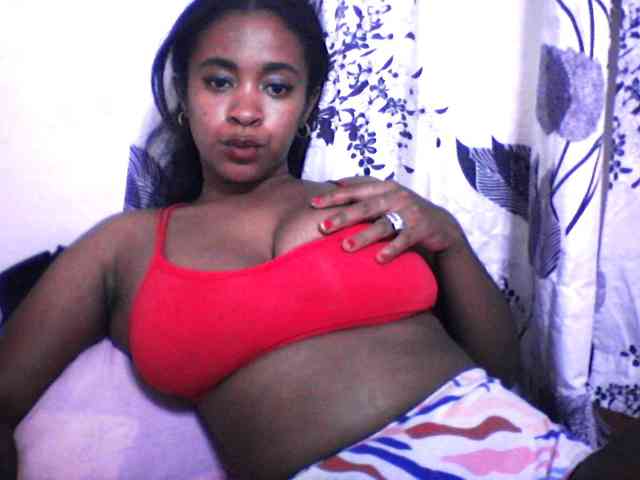 silviaLaBombe silviaLaBombe