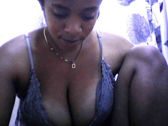 silviaLaBombe webcam