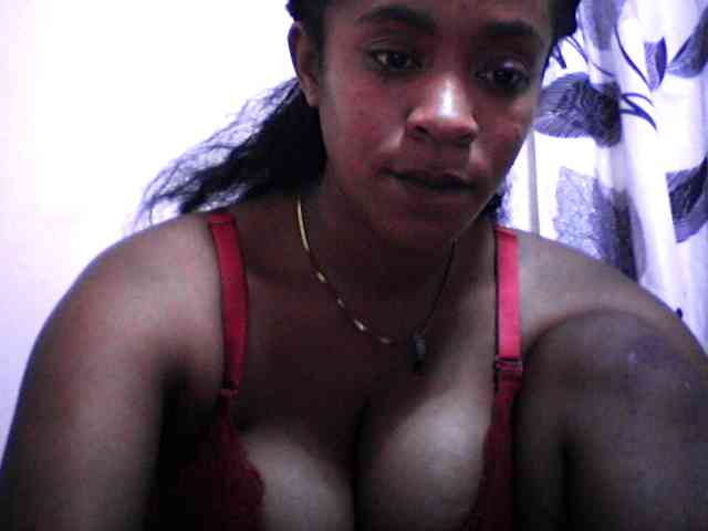 silviaLaBombe webcam