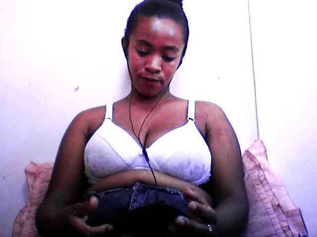 silviaLaBombe webcam