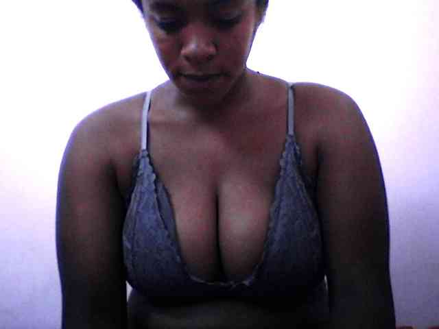 silviaLaBombe webcam