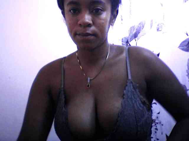 silviaLaBombe webcam